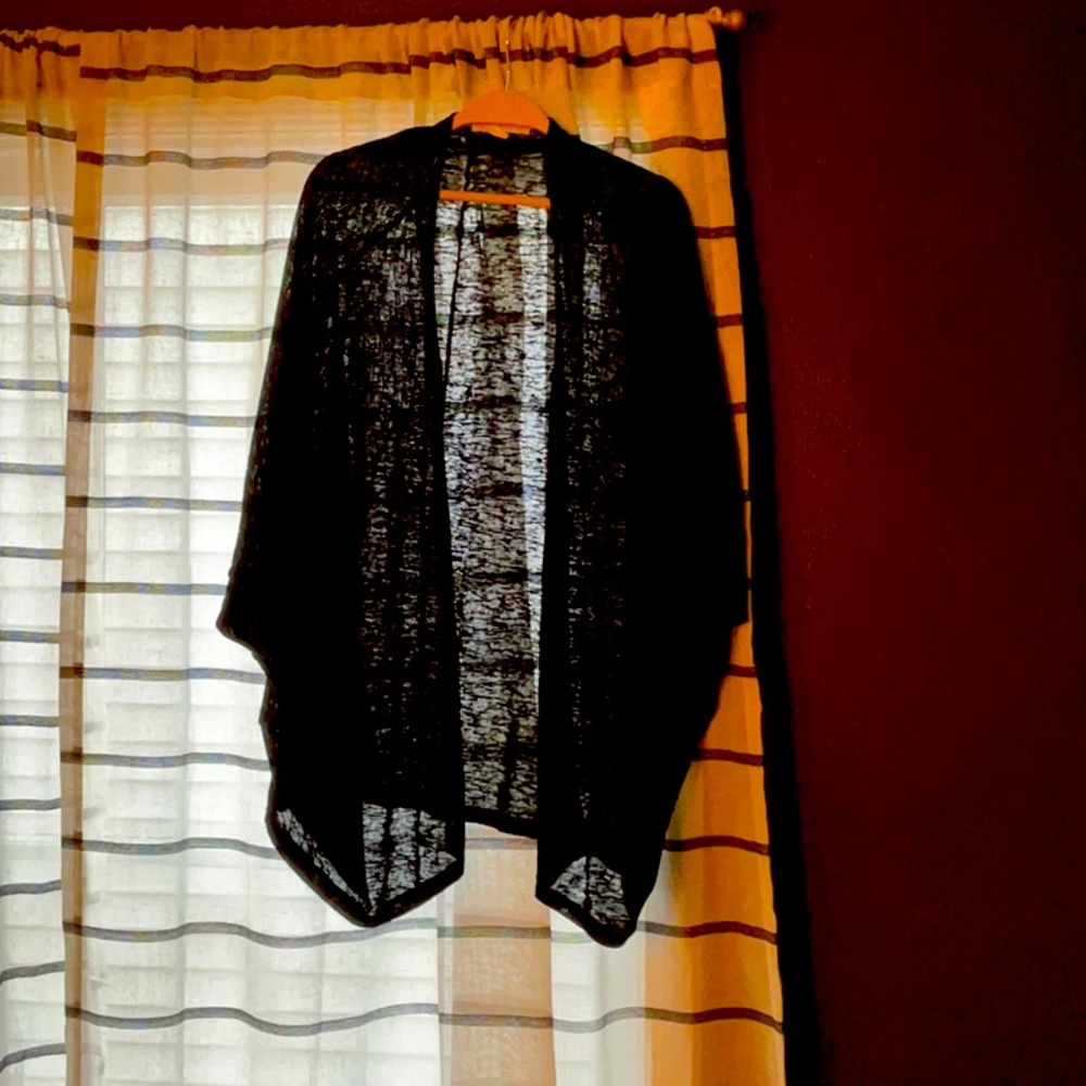 Short sleeve cardigan